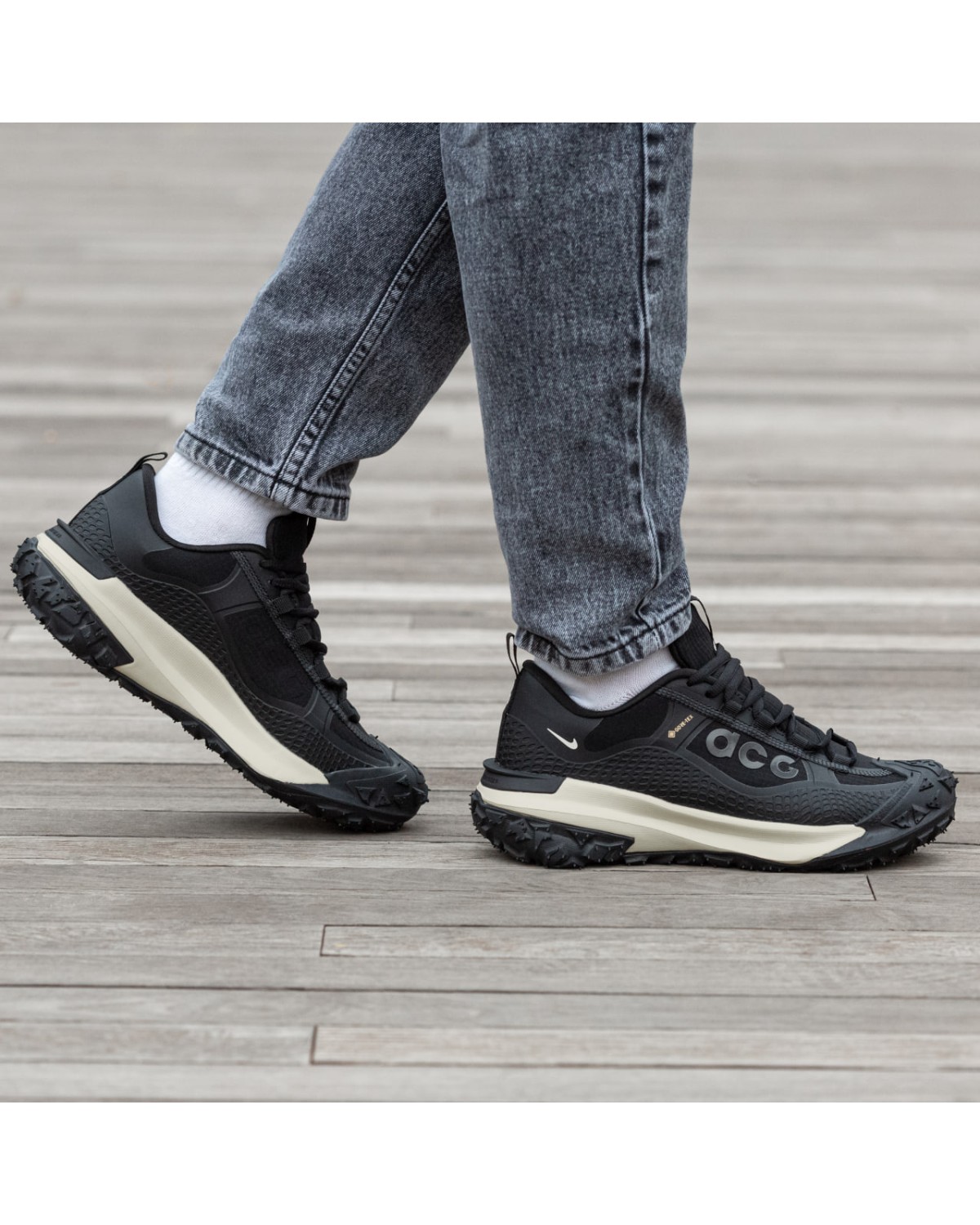 Nike ACG Mountain Fly Gore-Tex Nike ACG Mountain Fly Gore-Tex