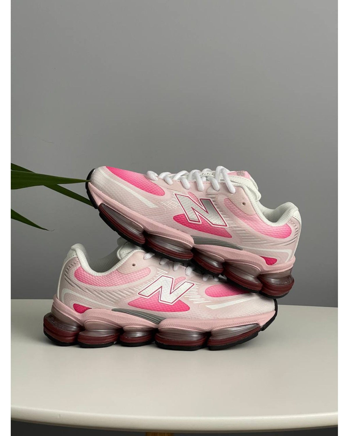 New Balance 2000 White Grey Pink