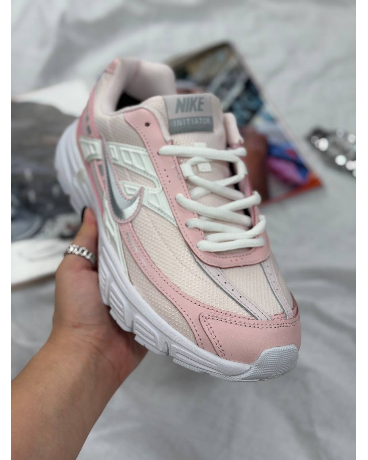Nike Initiator Pink White Gore Tex Thermo Nike Initiator Pink White Gore Tex Thermo