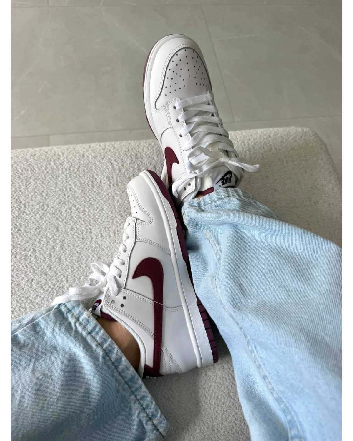 Nike SB Dunk “White / Burgundy”