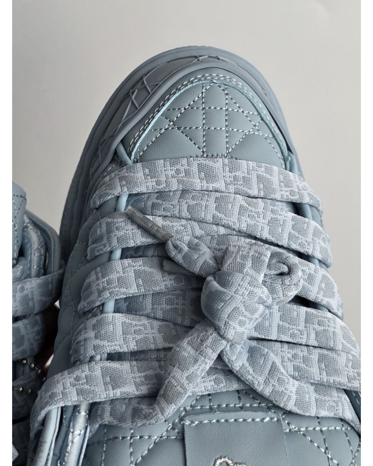 Dior B9S Skate Ice Blue
