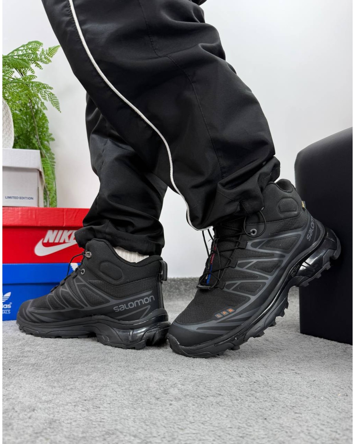 Salomon XT-4 Black Gore Tex