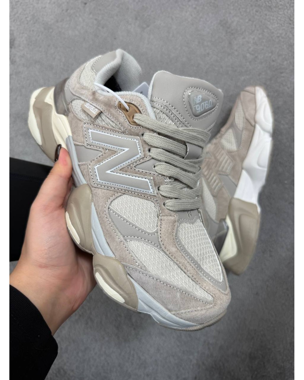 New Balance 9060 Beige Termo New Balance 9060 Beige Termo