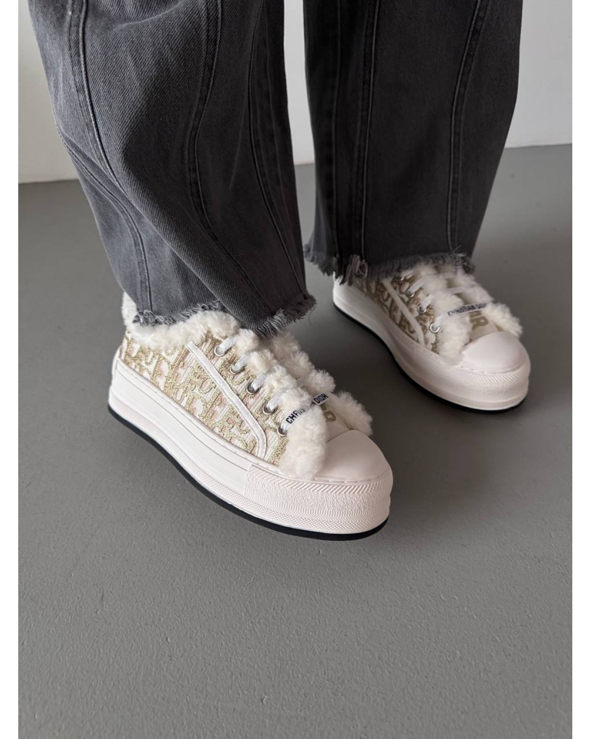 Christian Dior Wal’n Dior Fur White / Gold