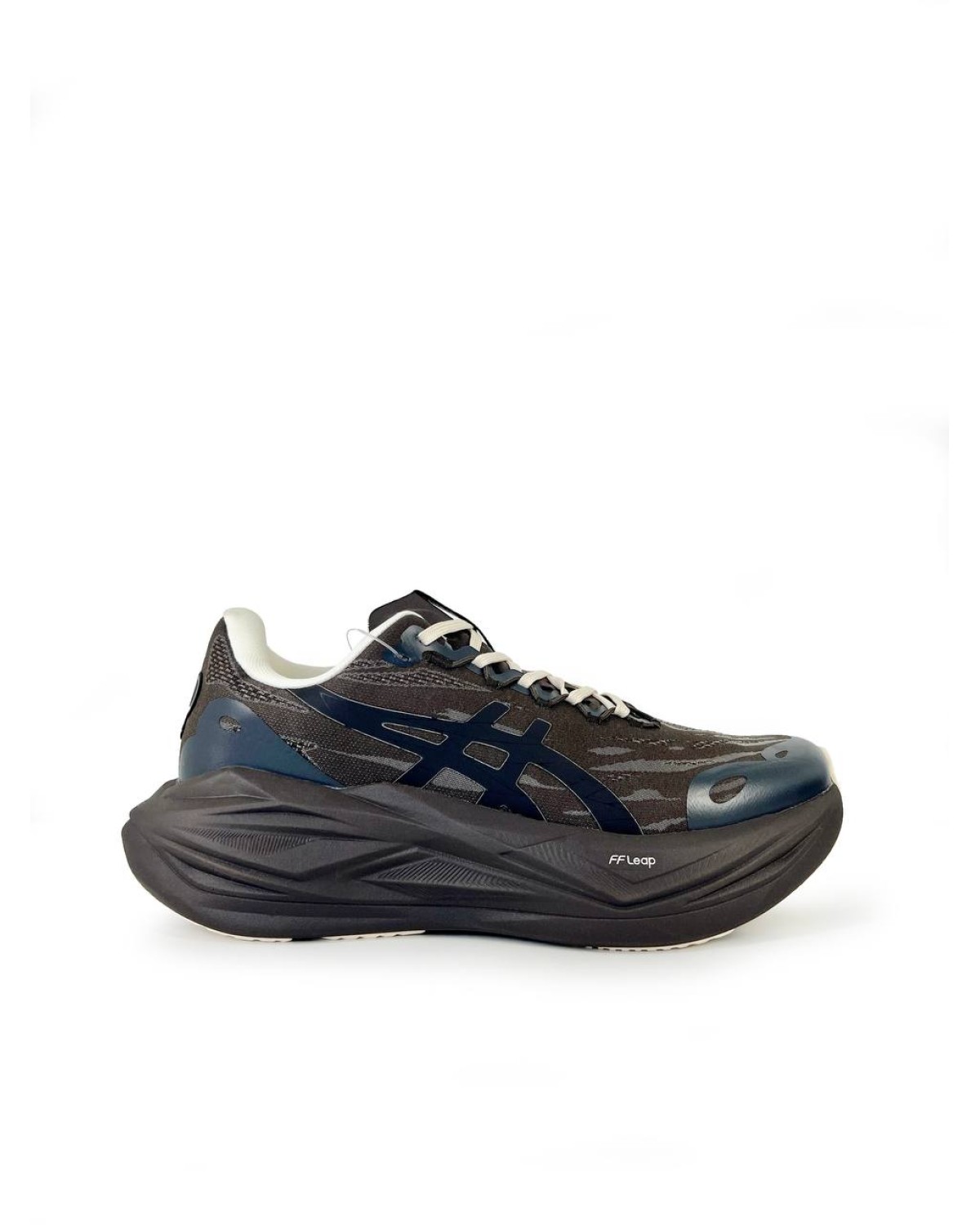 Asics Superblast 3  Keep Running Quiet