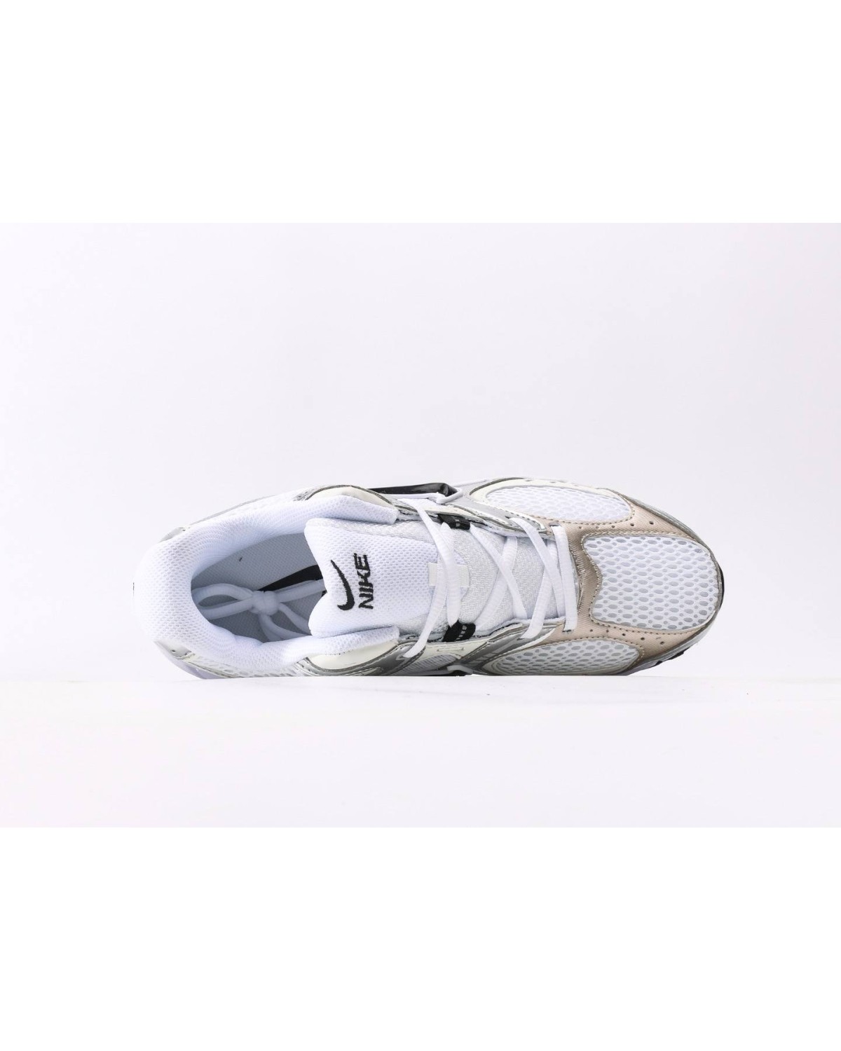 Nike V5 RNR Silver