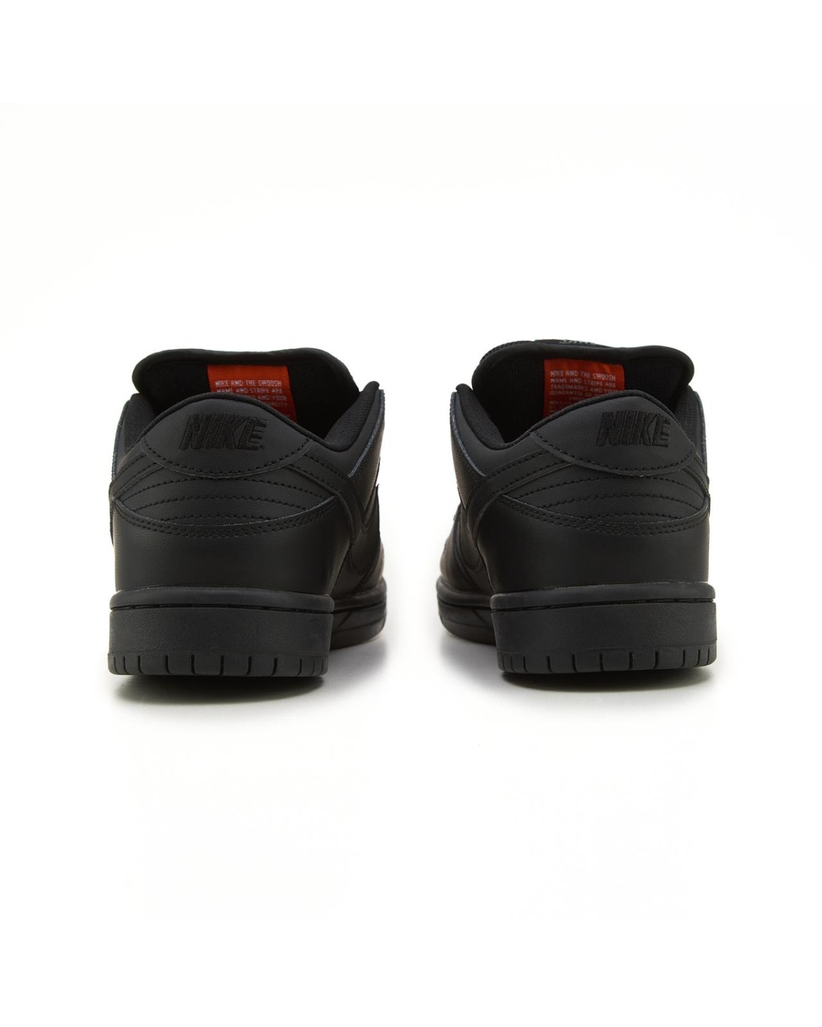 Nike SB Dunk Low Total Black Leather