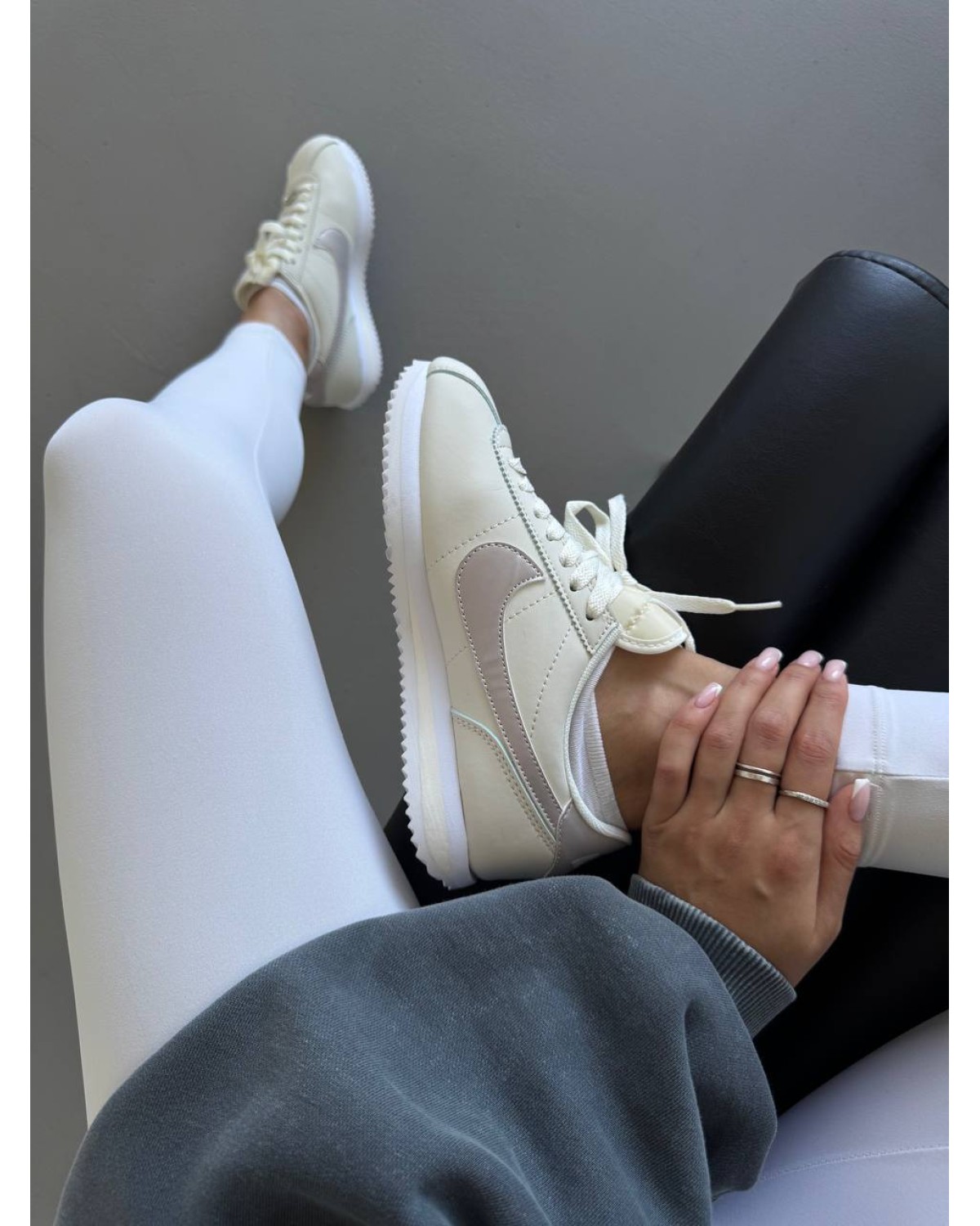 Nike Cortez Ivory/Metallic Bronze