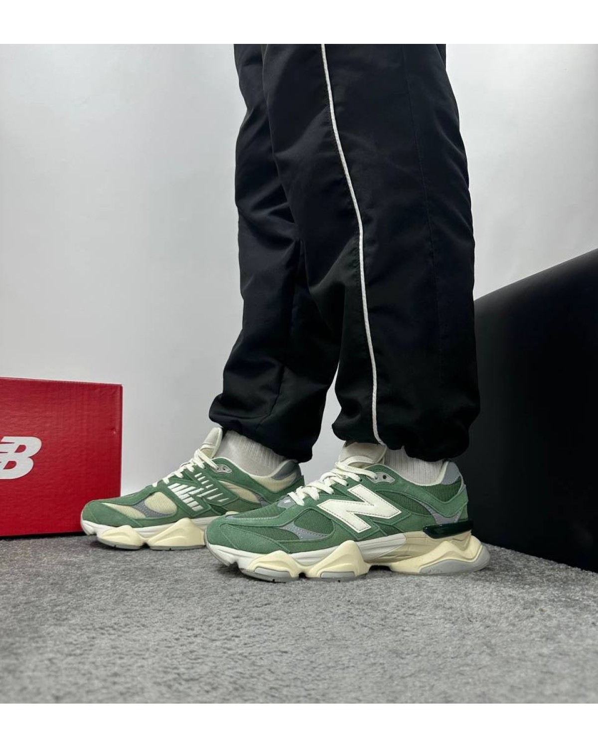 New Balance 9060 Nori Green Beige