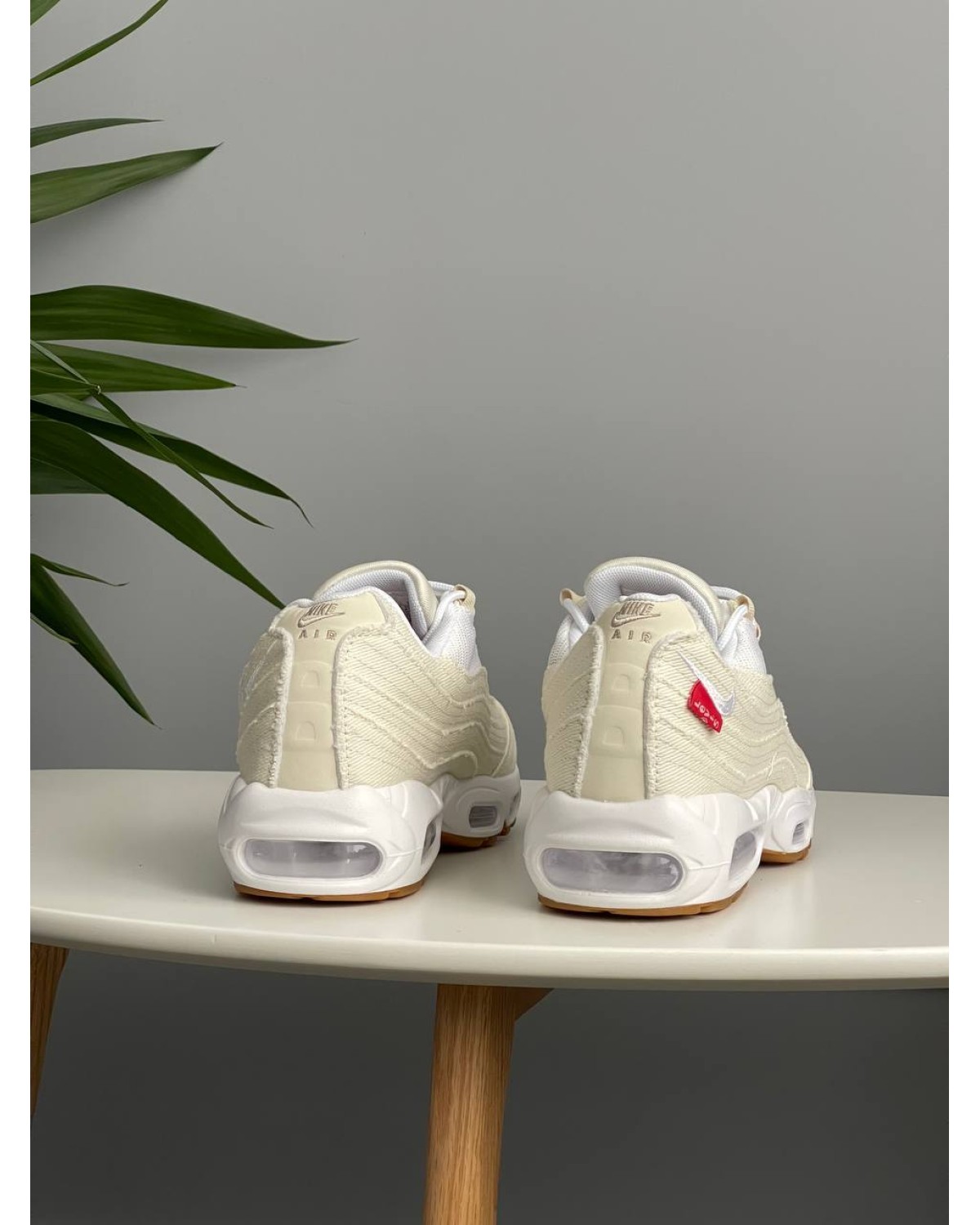 Nike Air Max 95 OG Levi’s Nike Air Max 95 OG Levi’s