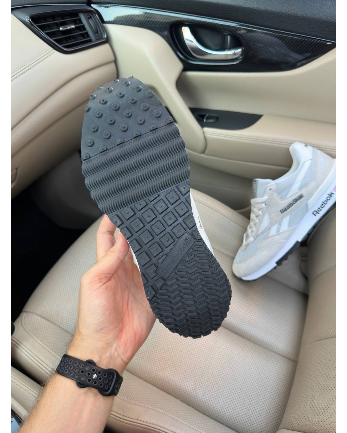 Reebok LX2200 Light Grey Reebok LX2200 Light Grey