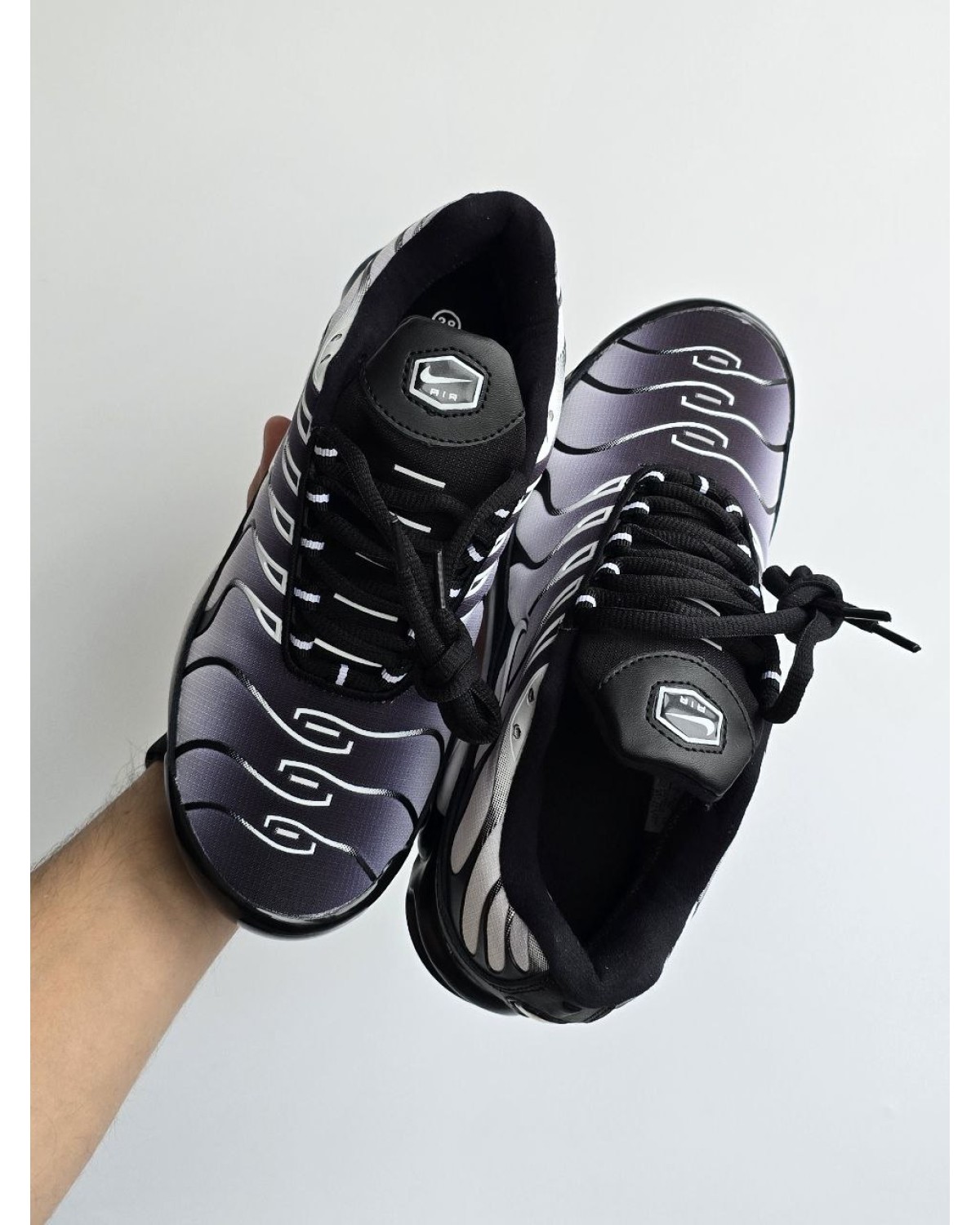 Nike TN Gore-Tex Black White Nike TN Gore-Tex Black White