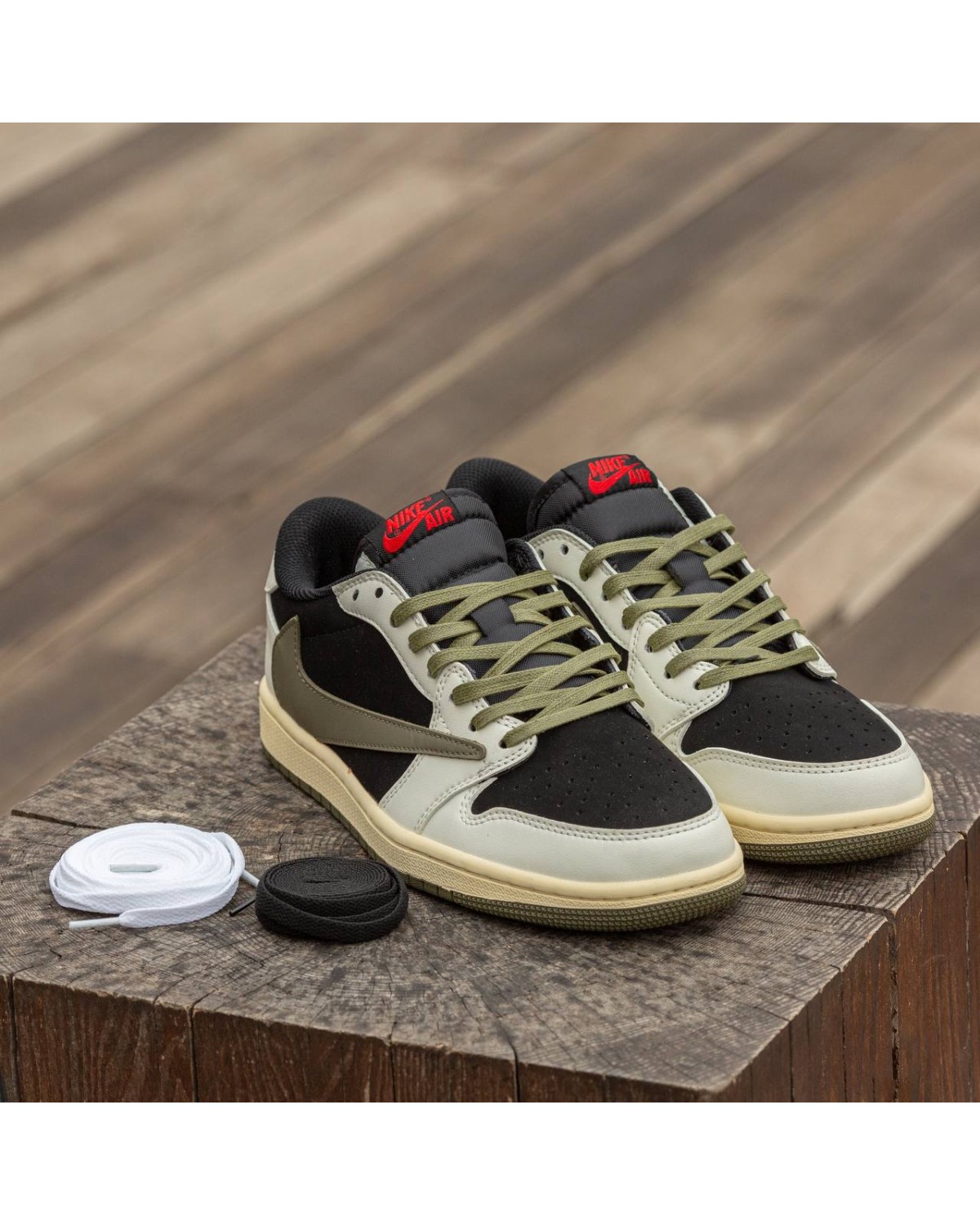 Nike Air Jordan 1 Low x Travis Scott Olive Nike Air Jordan 1 Low x Travis Scott Olive