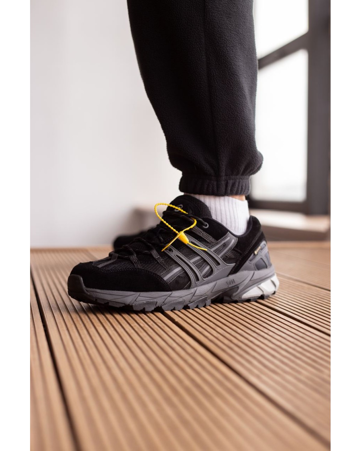 Asics Gel-Sonoma Black/Dark Grey Gore-Tex