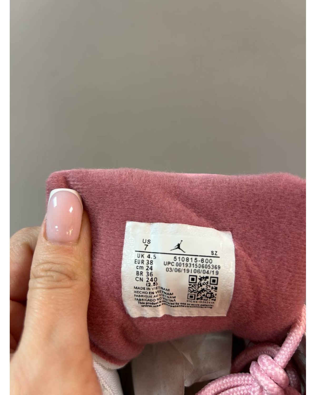 Nike Air Jordan 12 Retro Pearl Apink