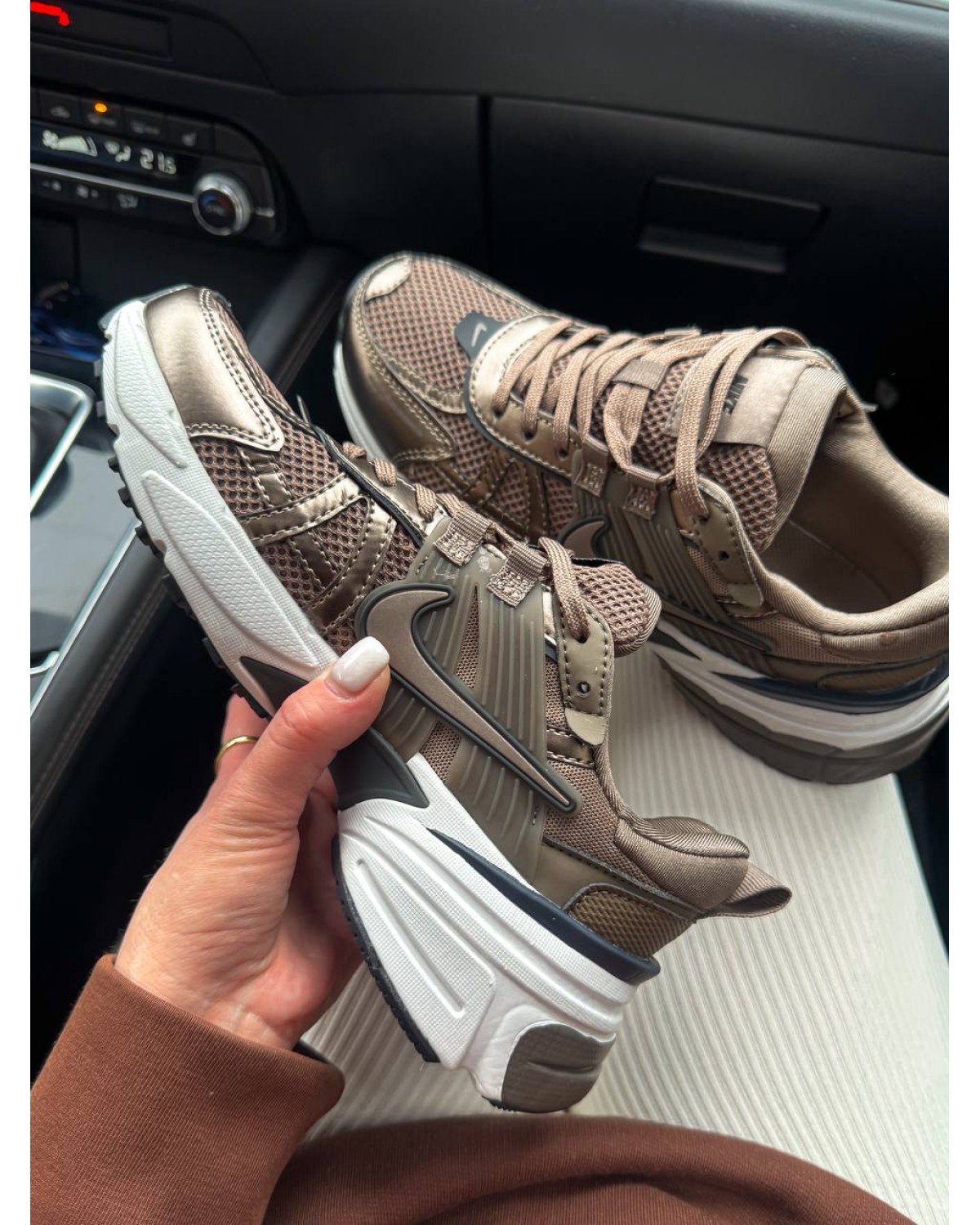 Nike V2k Runtekk Mink Brown Nike V2k Runtekk Mink Brown