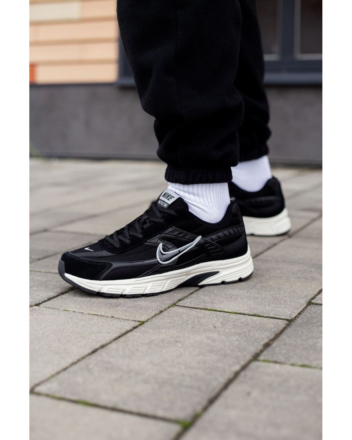 Nike Initiator Black/White Gore-Tex Nike Initiator Black/White Gore-Tex