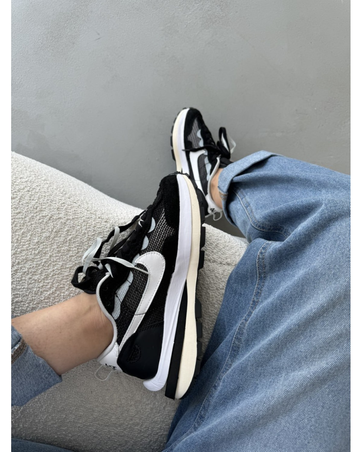 Nike VaporWaffle x Sacai Black/White Nike VaporWaffle x Sacai Black/White