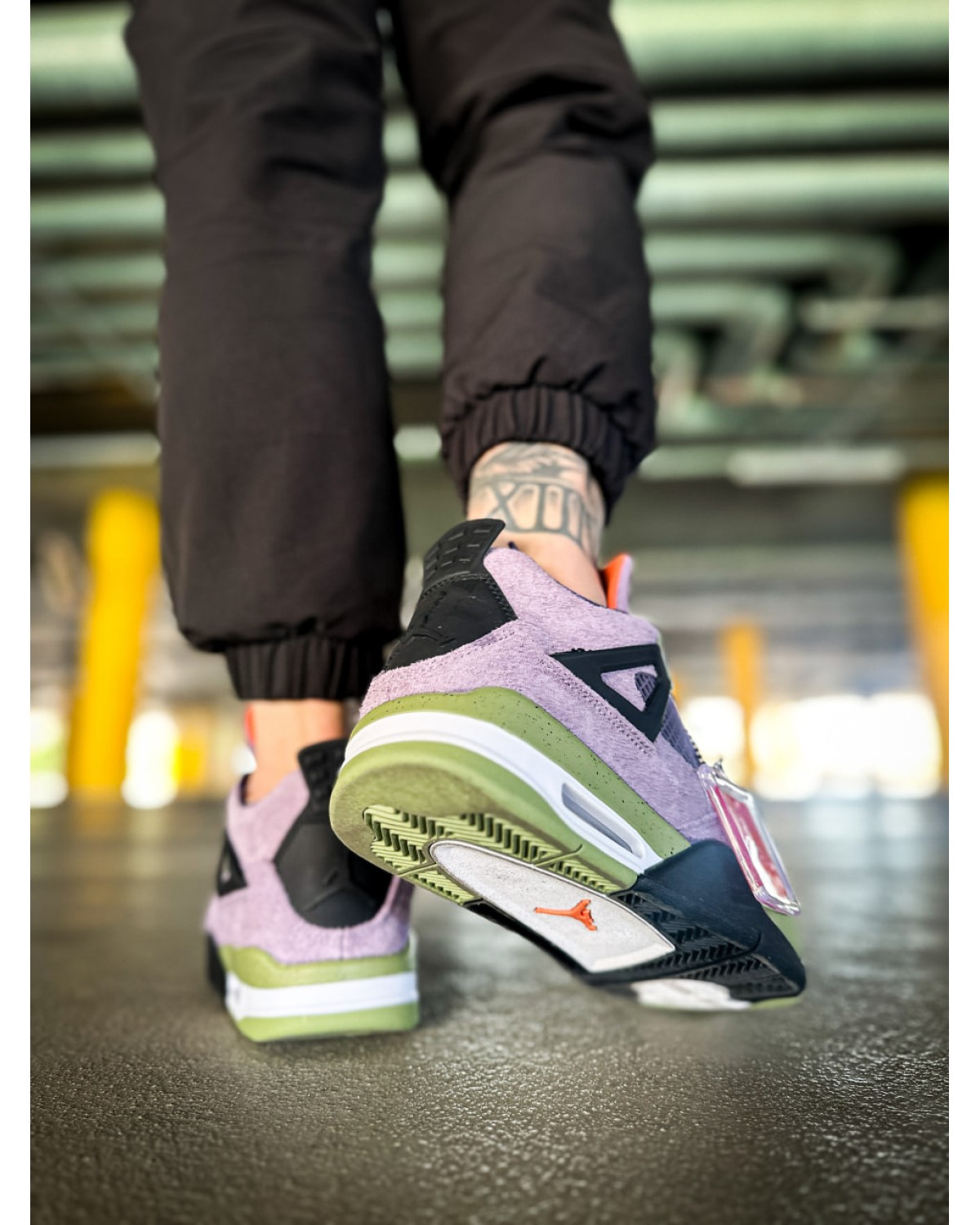 Nike Air Jordan 4 "Paris Violet"