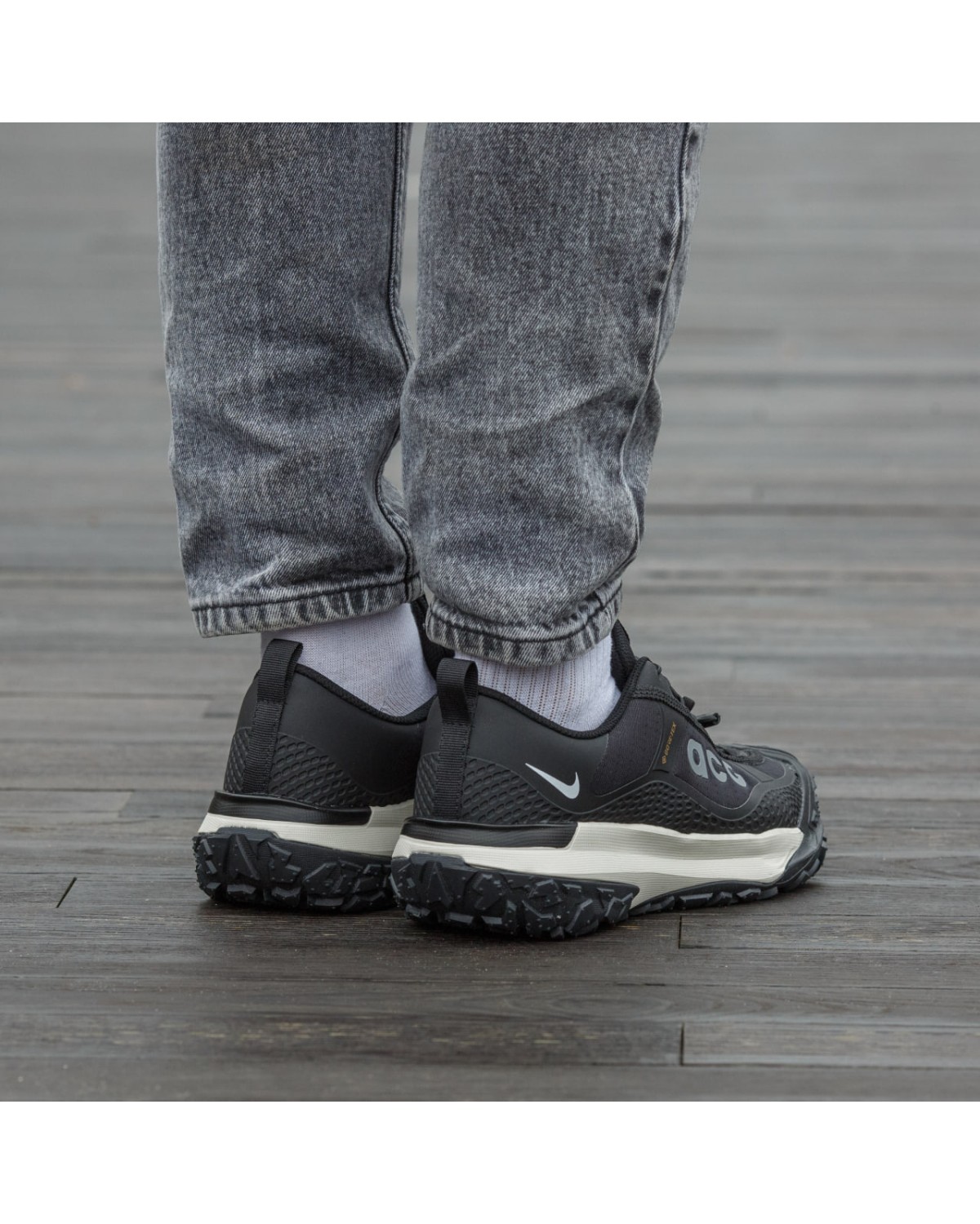 Nike Acg Moutain fly Gore Tex Black Beige