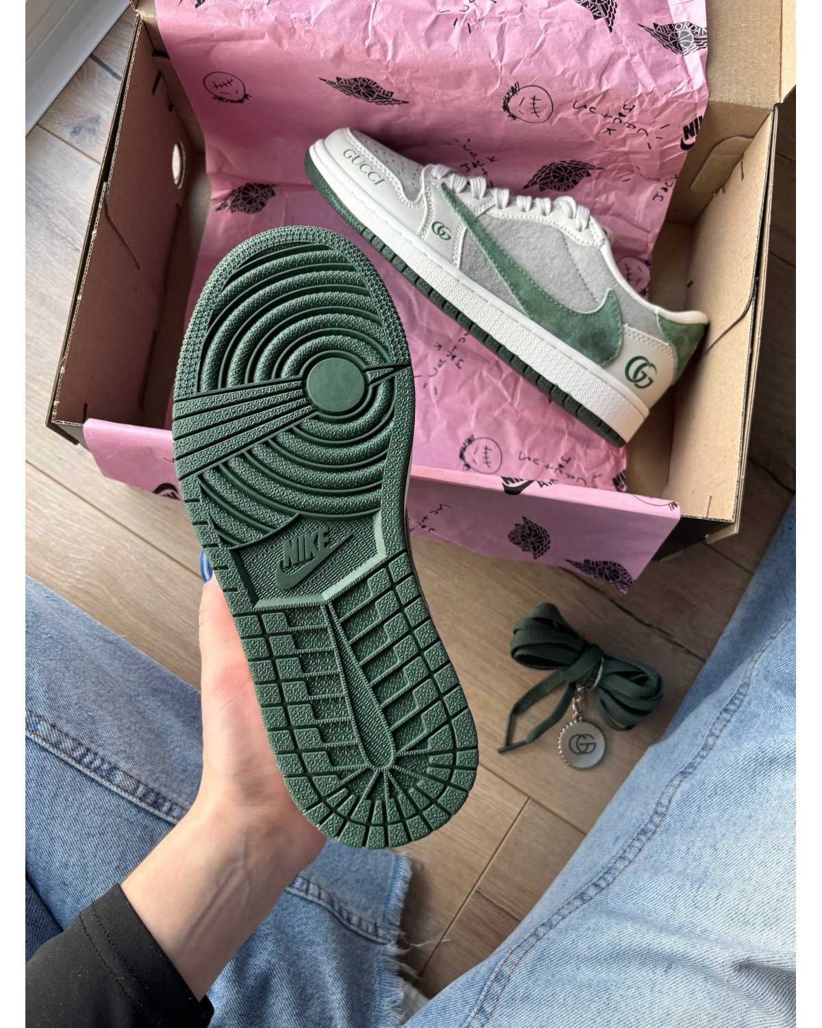 Jorgan 1 Low x Travis Scott x Gucci Green Beige