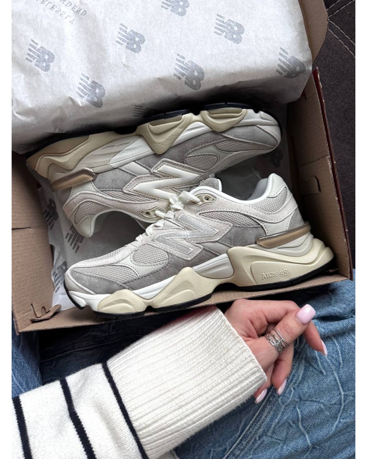 New Balance 9060 Grey