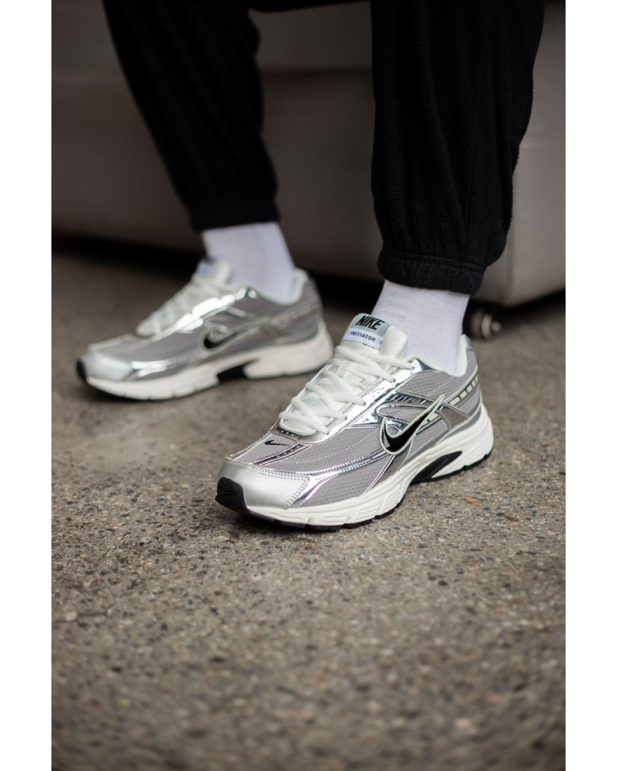 Nike Initiator Silver/White/Black Nike Initiator Silver/White/Black