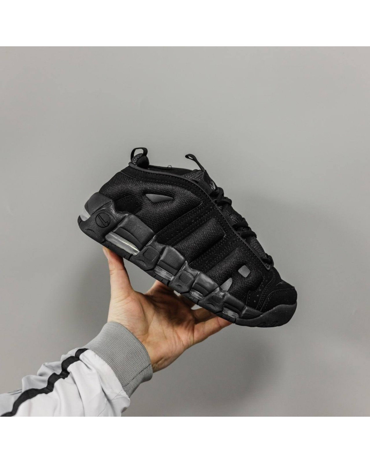 Nike Air More Uptempo Black