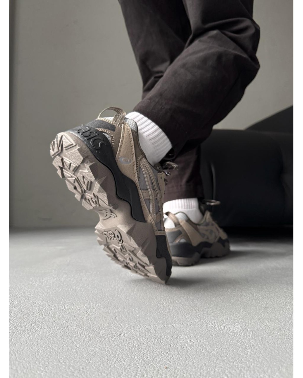 Asics Gel-Pickax Clay Grey/Mink