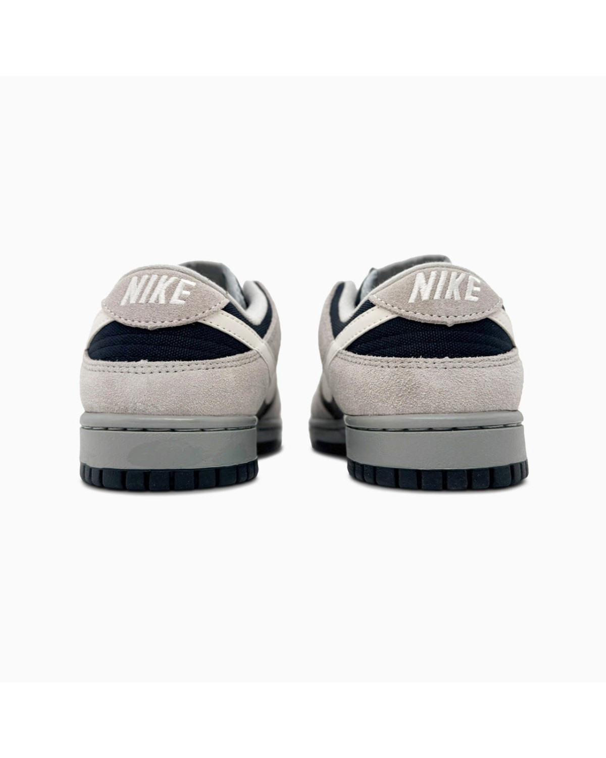 Nike Dunk Low Light Smoke Grey
