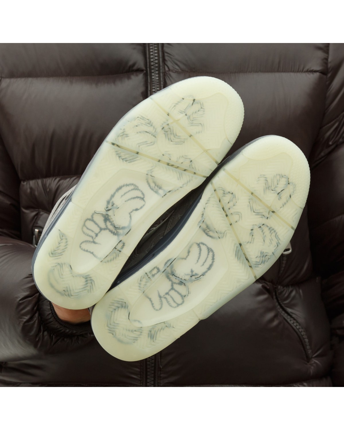 Nike Air Jordan 4 Kaws