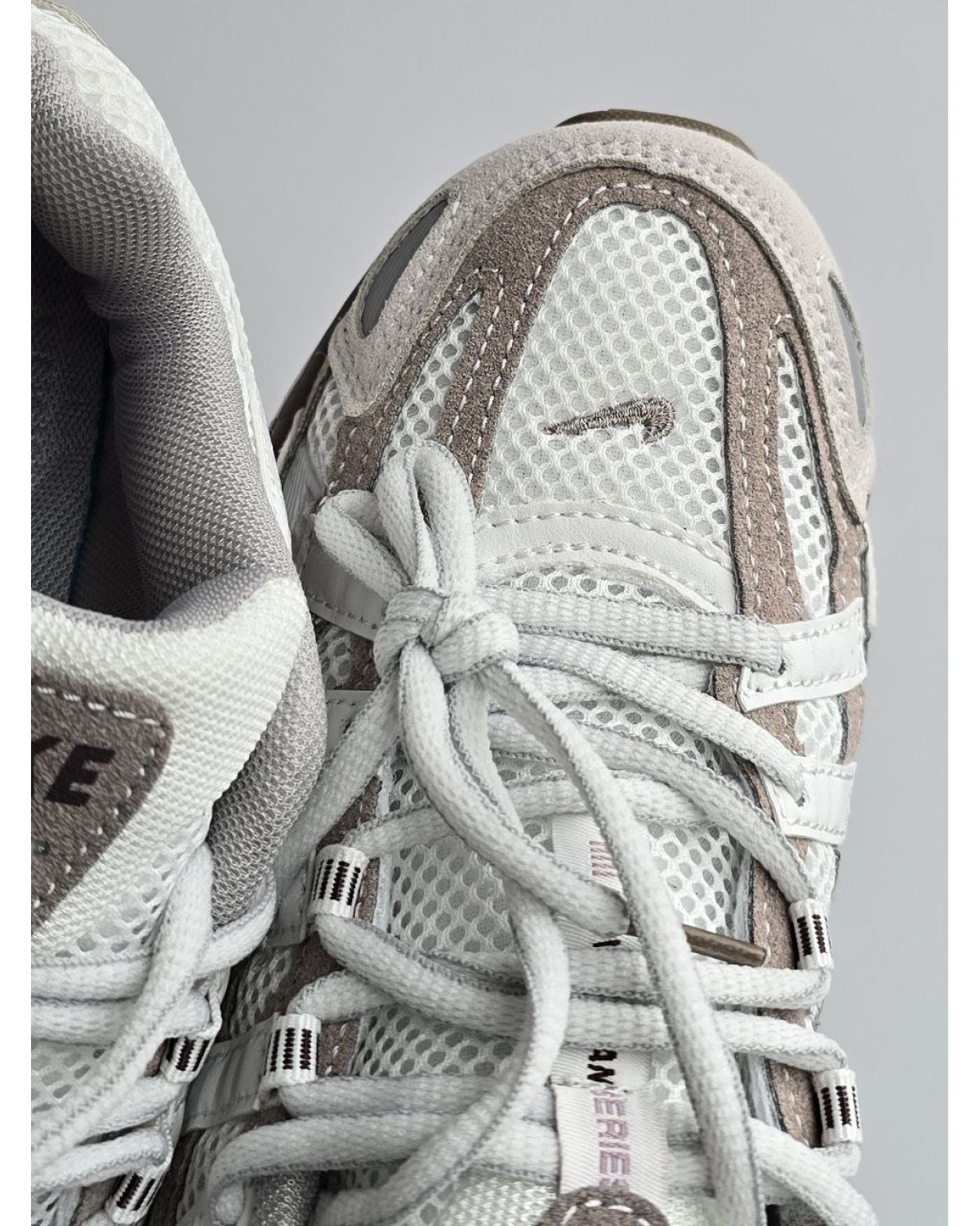 Nike P-6000 Ivory/Light Beige