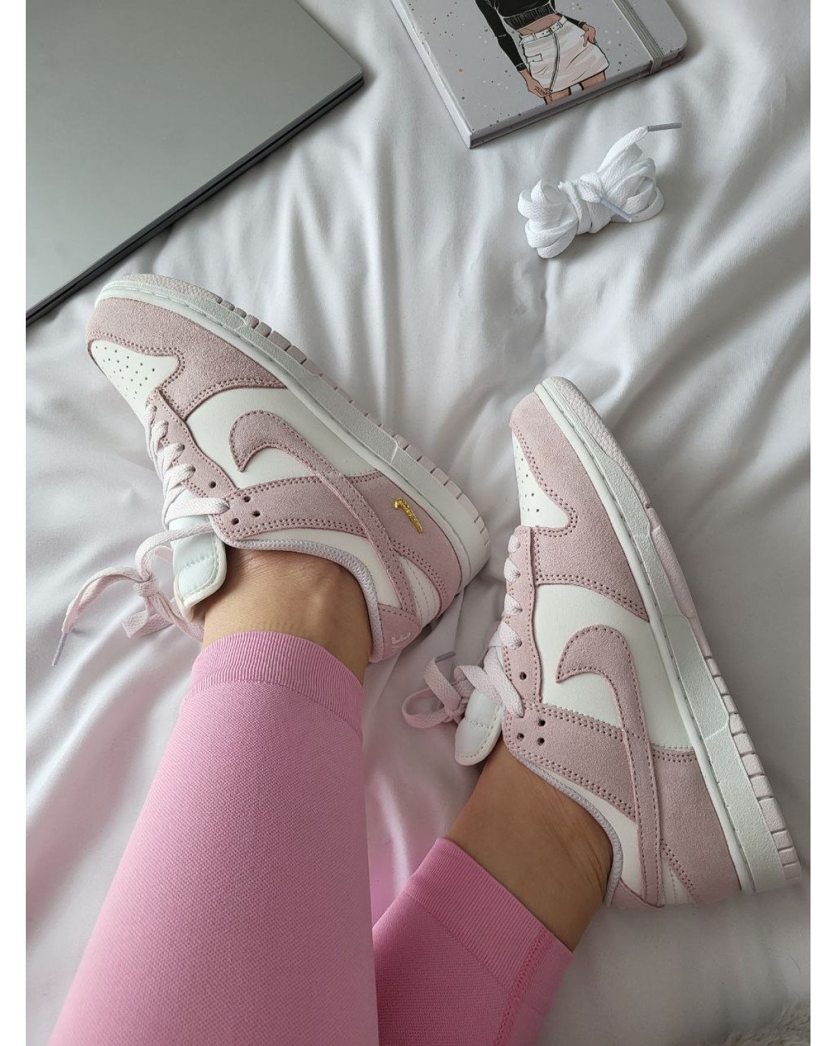 Nike Dunk Low Pink -Metallic Gold