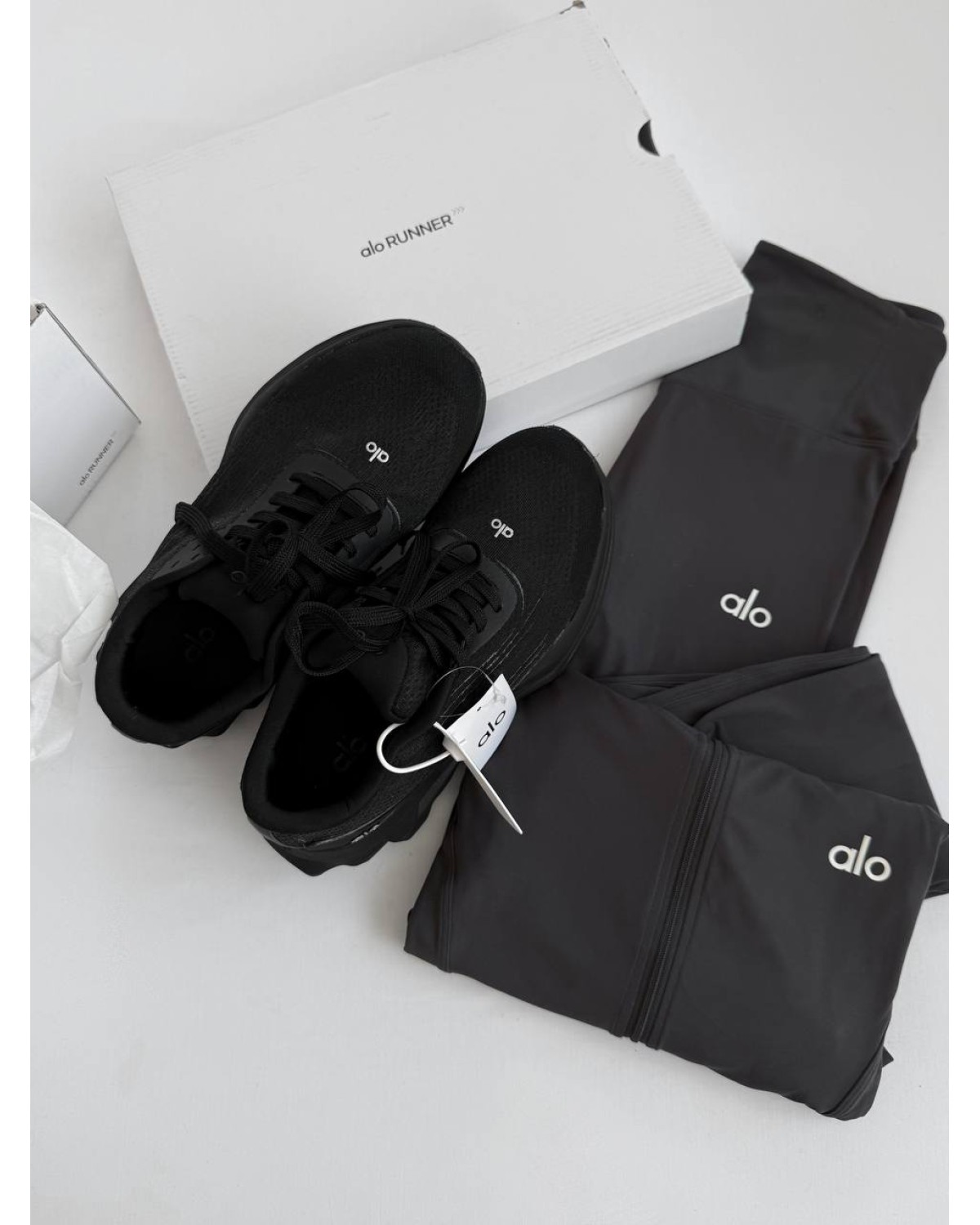 Alo Yoga Runner Black