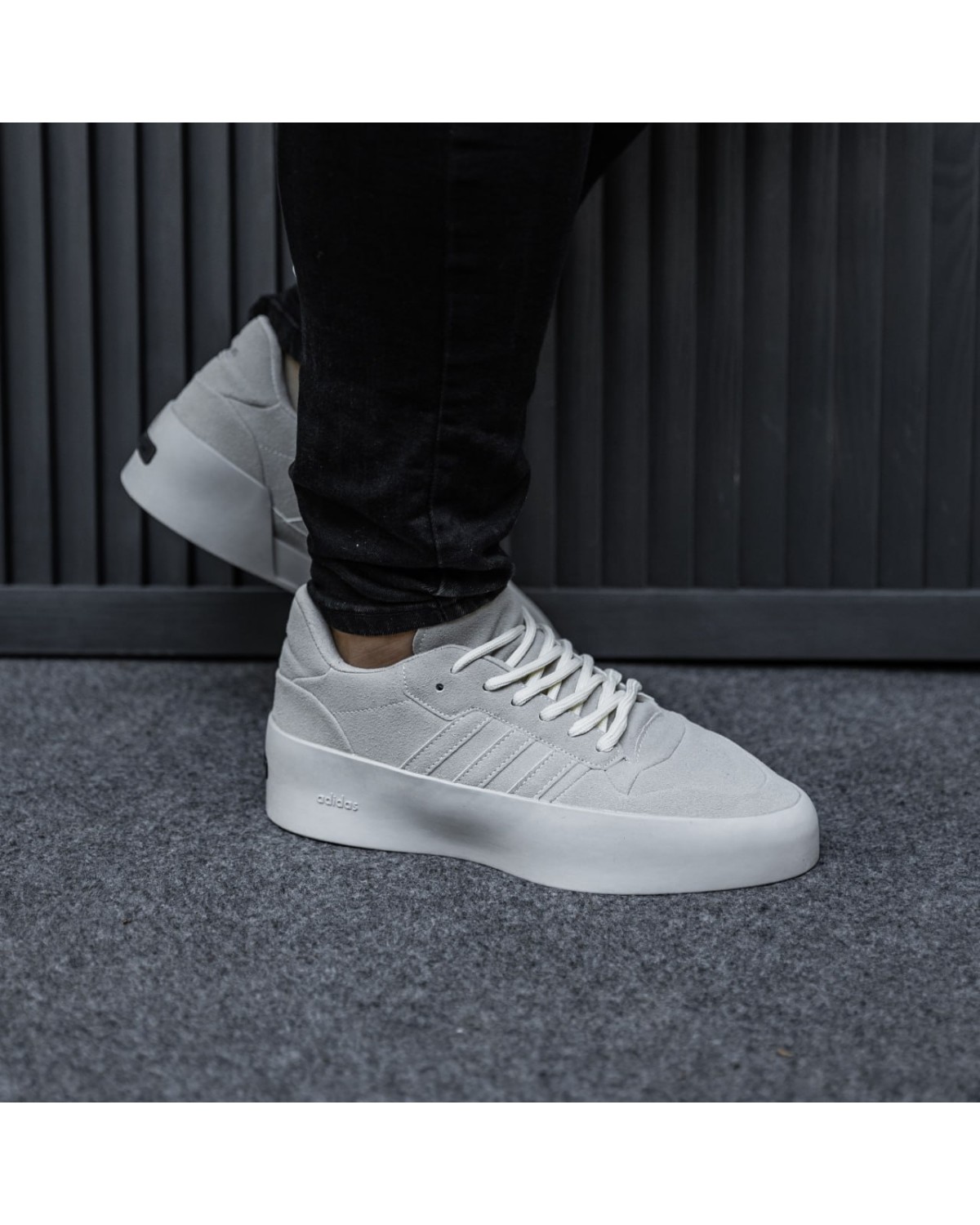 Adidas Forum Low 86 x Essential Fear of God