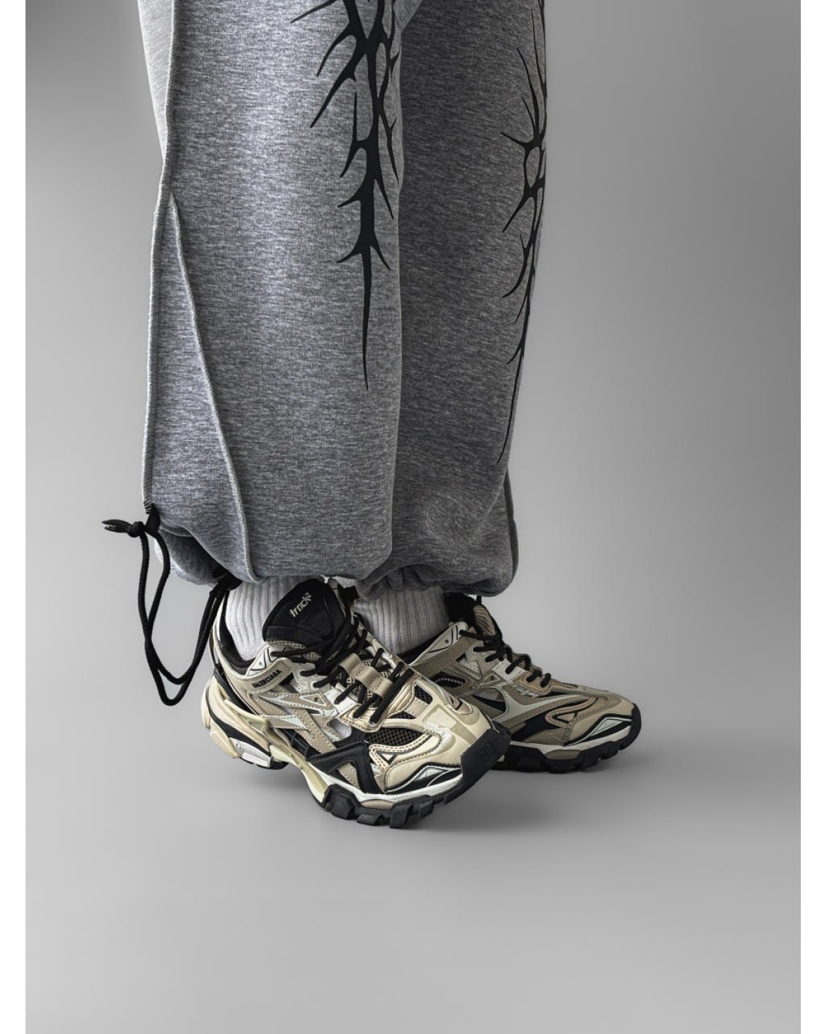 Balenciaga Track 2.0 Beige/Black