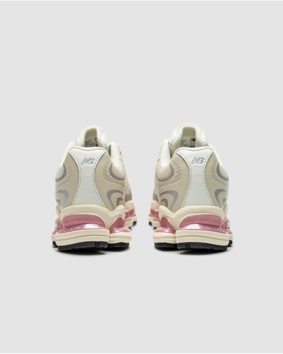 New Balance 2000 Timberwolf Double Bubble