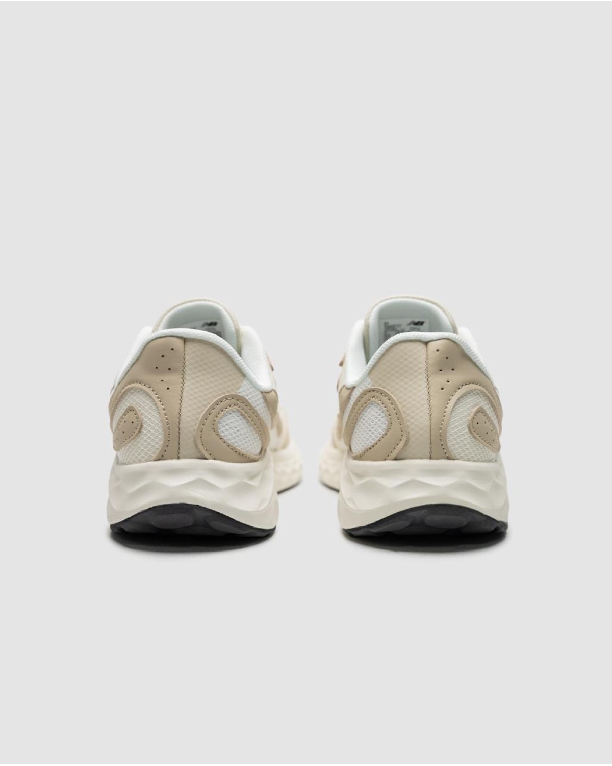 New Balance Arishi V4 Tiralux