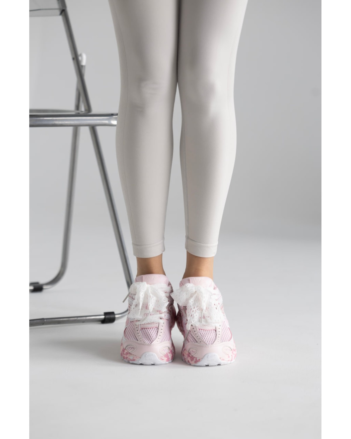 Nike Air Max Moto 2K Pink