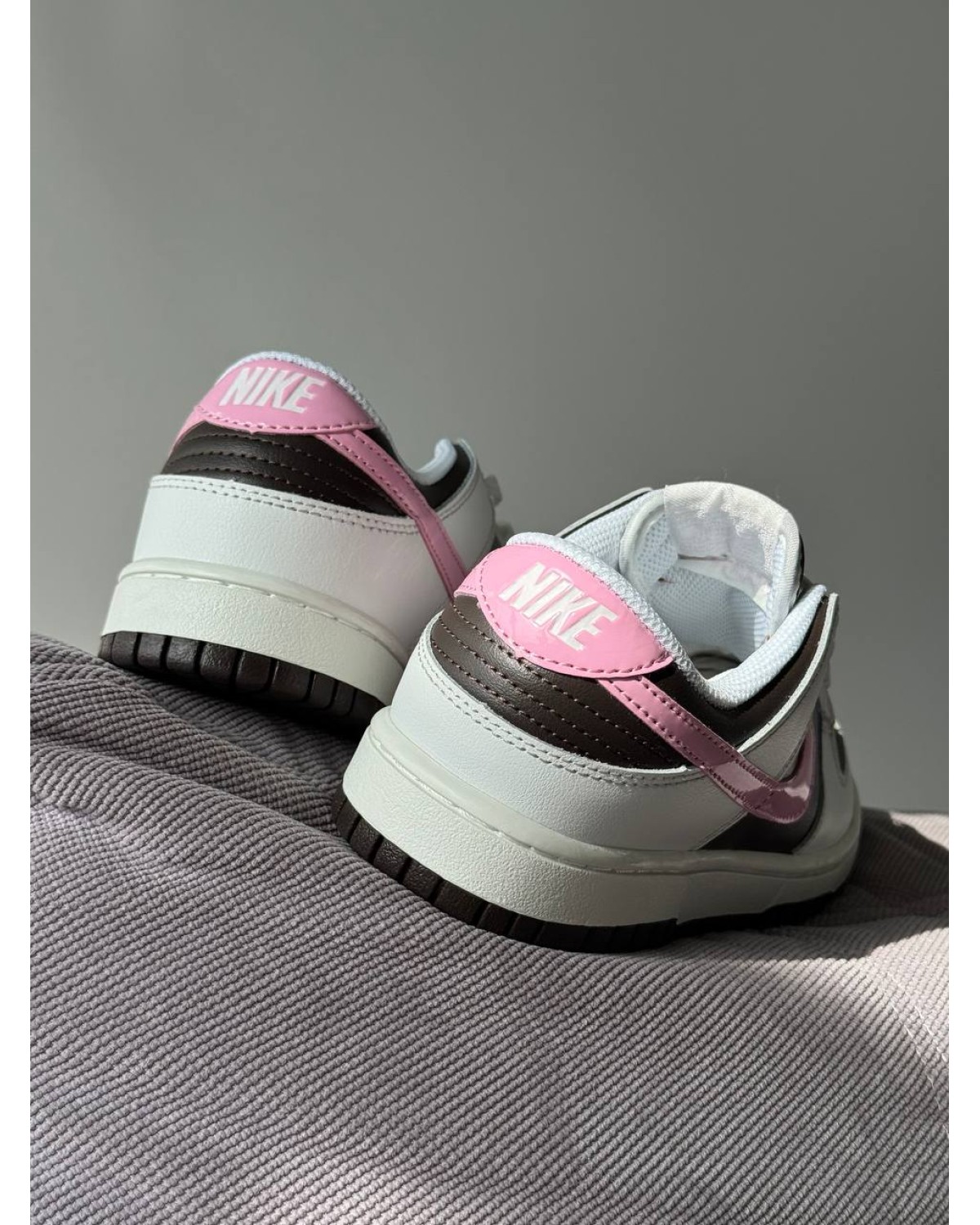 Nike SB Dunk White Brown Pink