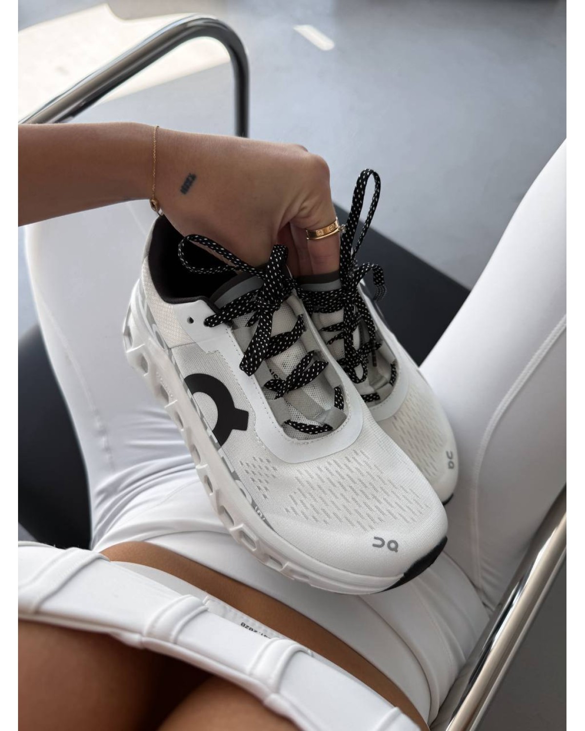 ON Cloudmonster White