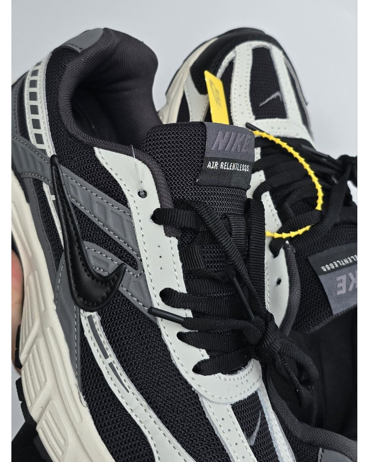 Nike Initiator Black Ash Grey