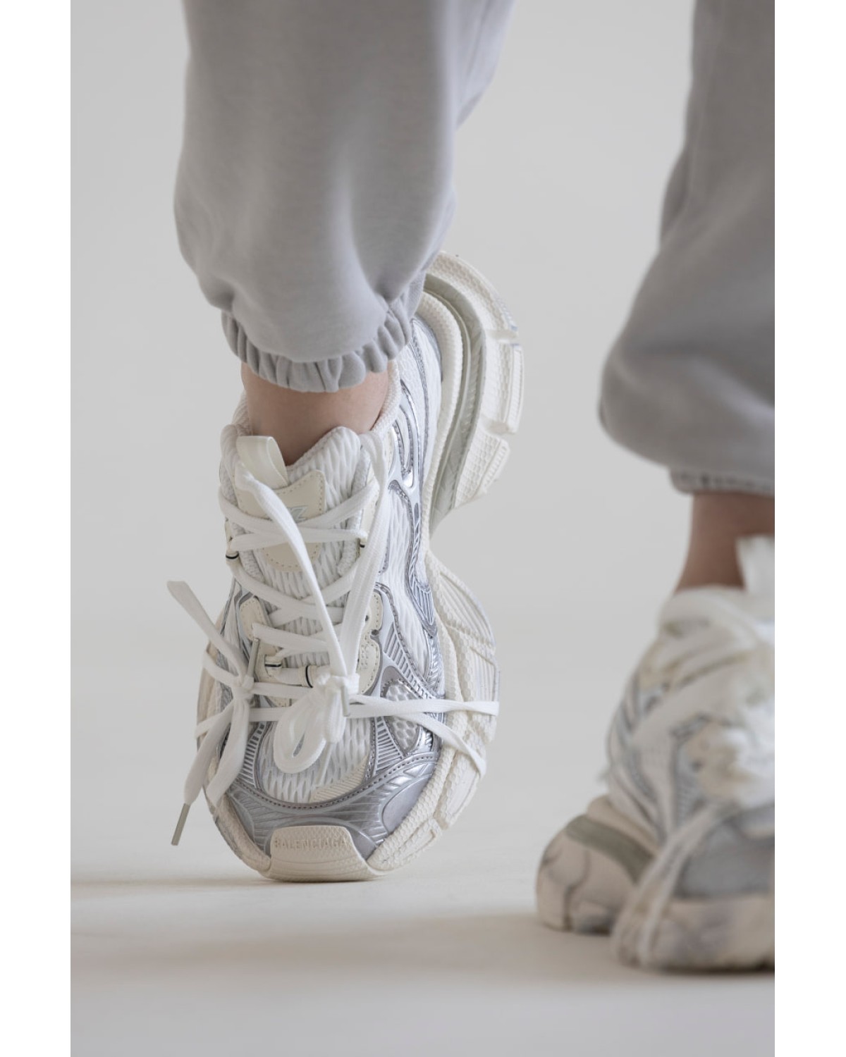 Balenciaga 3XL White Silver Balenciaga 3XL White Silver