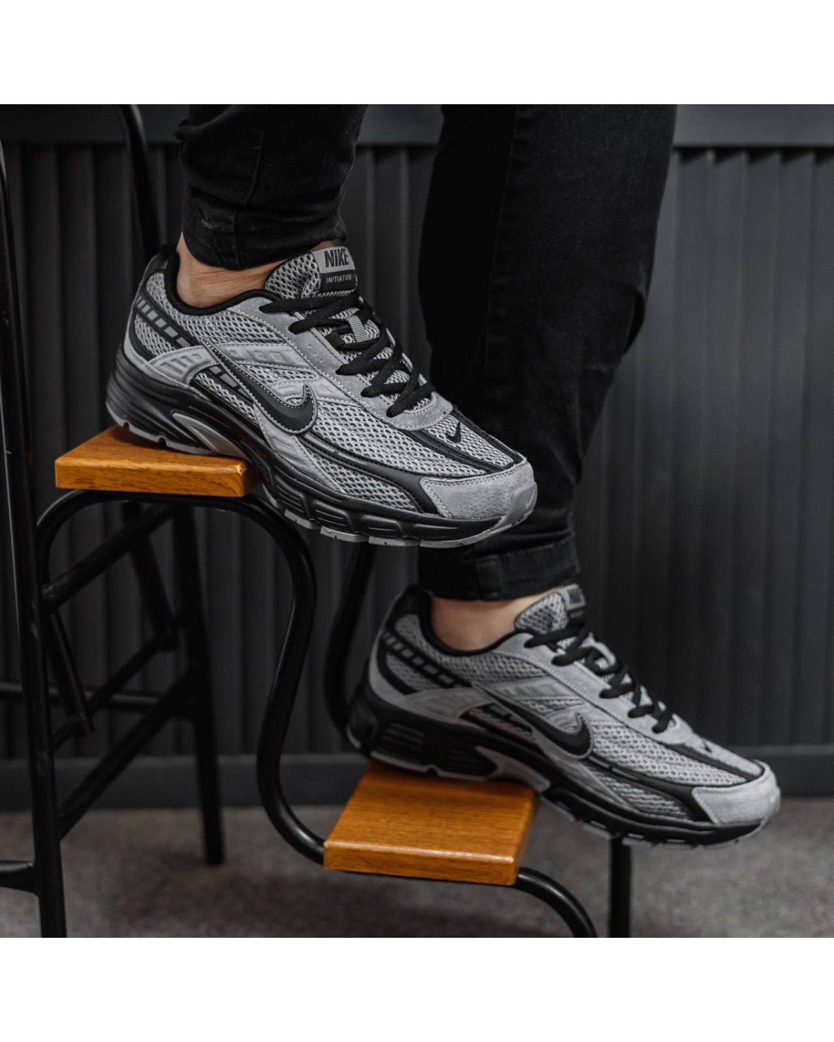 Nike Initiator