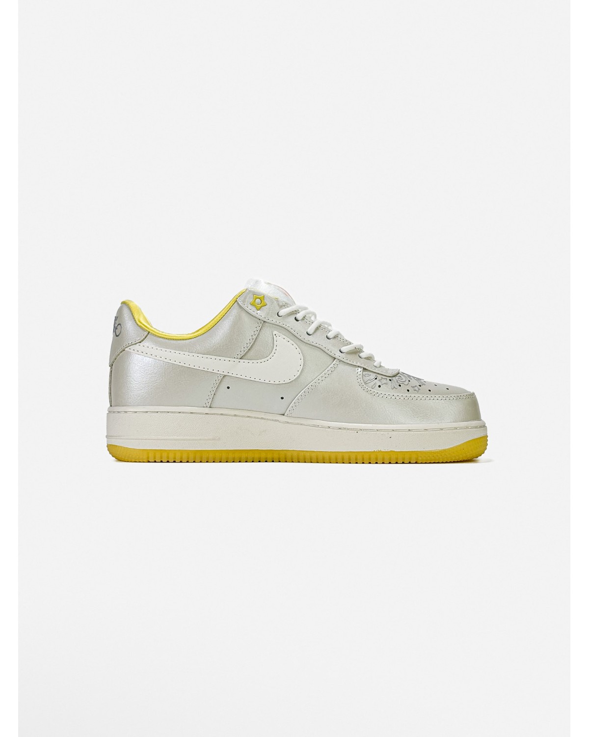 Nike Air Force 1 Low "Sail Soft Yellow"