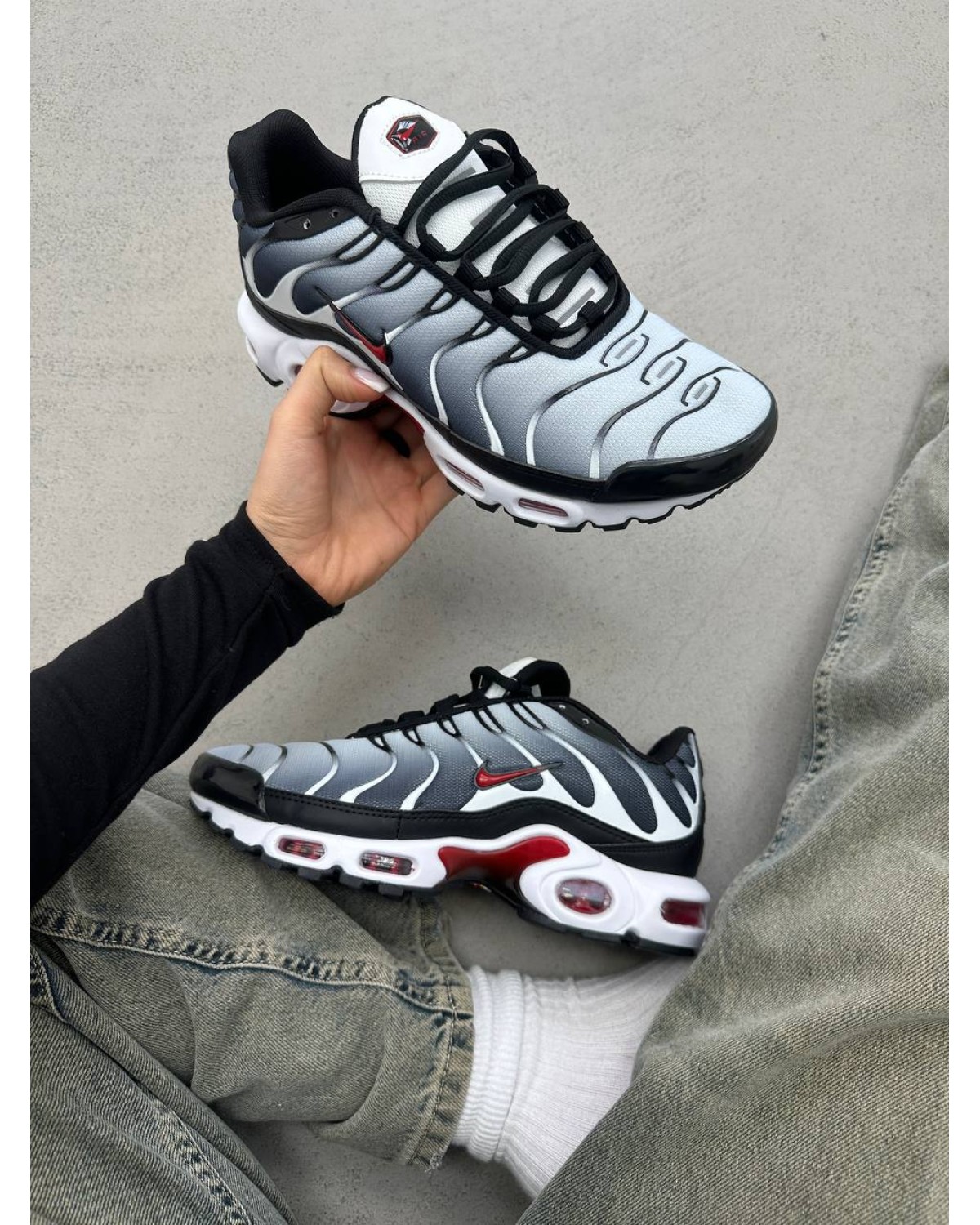 Nike Air Max Plus TN Black Silver Red Nike Air Max Plus TN Black Silver Red