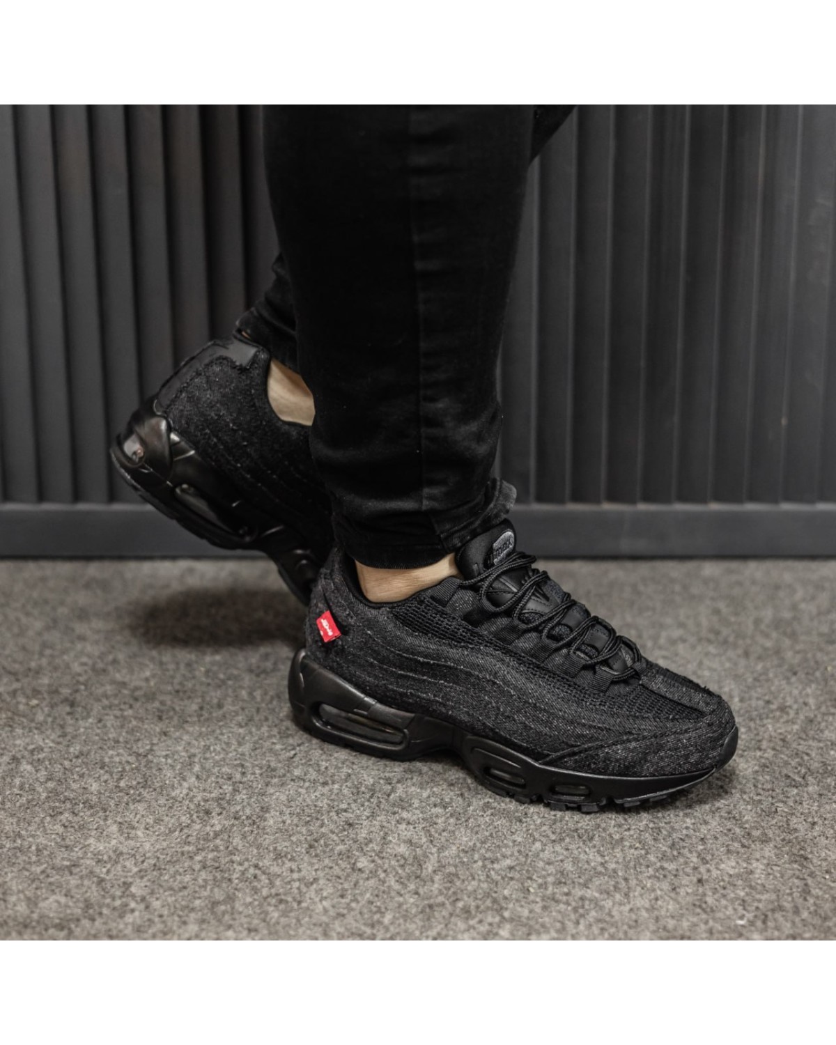 Levi’s x Nike Air Max 95 Black