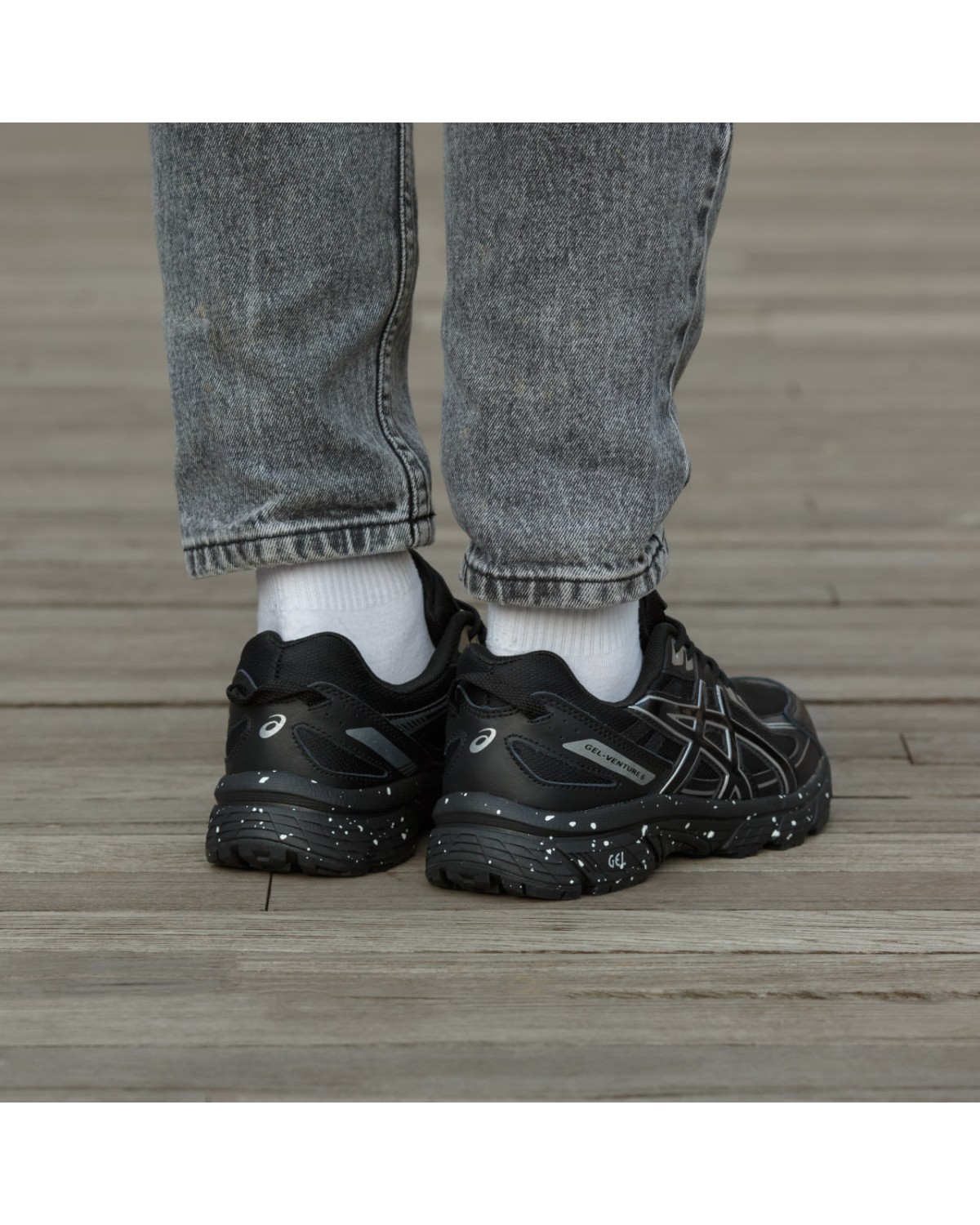 Asics Gel Venture 6 Black White Asics Gel Venture 6 Black White