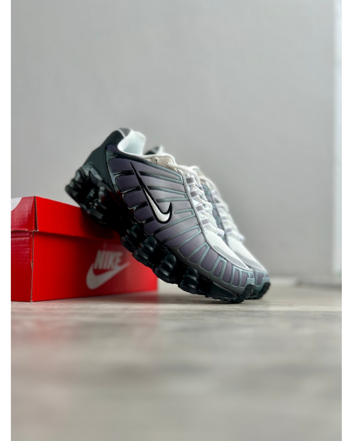Nike Air Max Shox TL