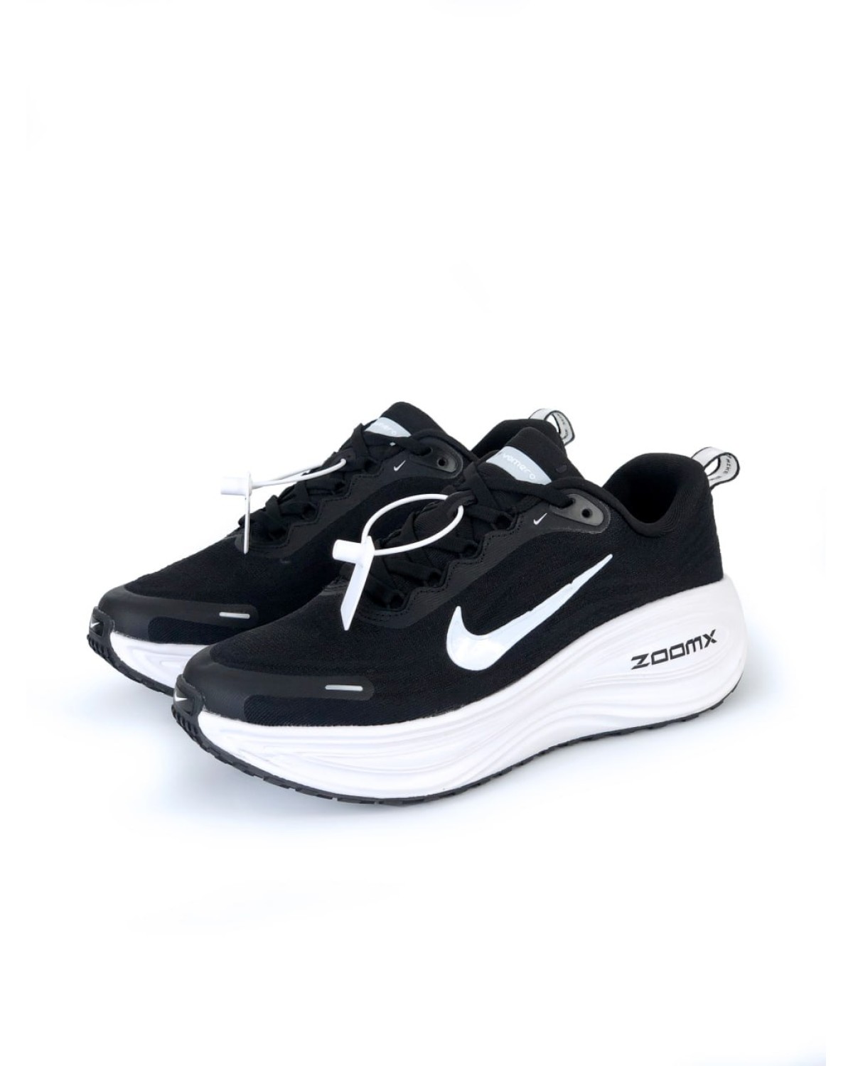 Nike Vomero Plus Black/White Nike Vomero Plus Black/White